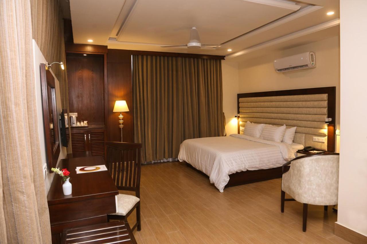 Hotel One Rahim Yar Khan Club Road Εξωτερικό φωτογραφία